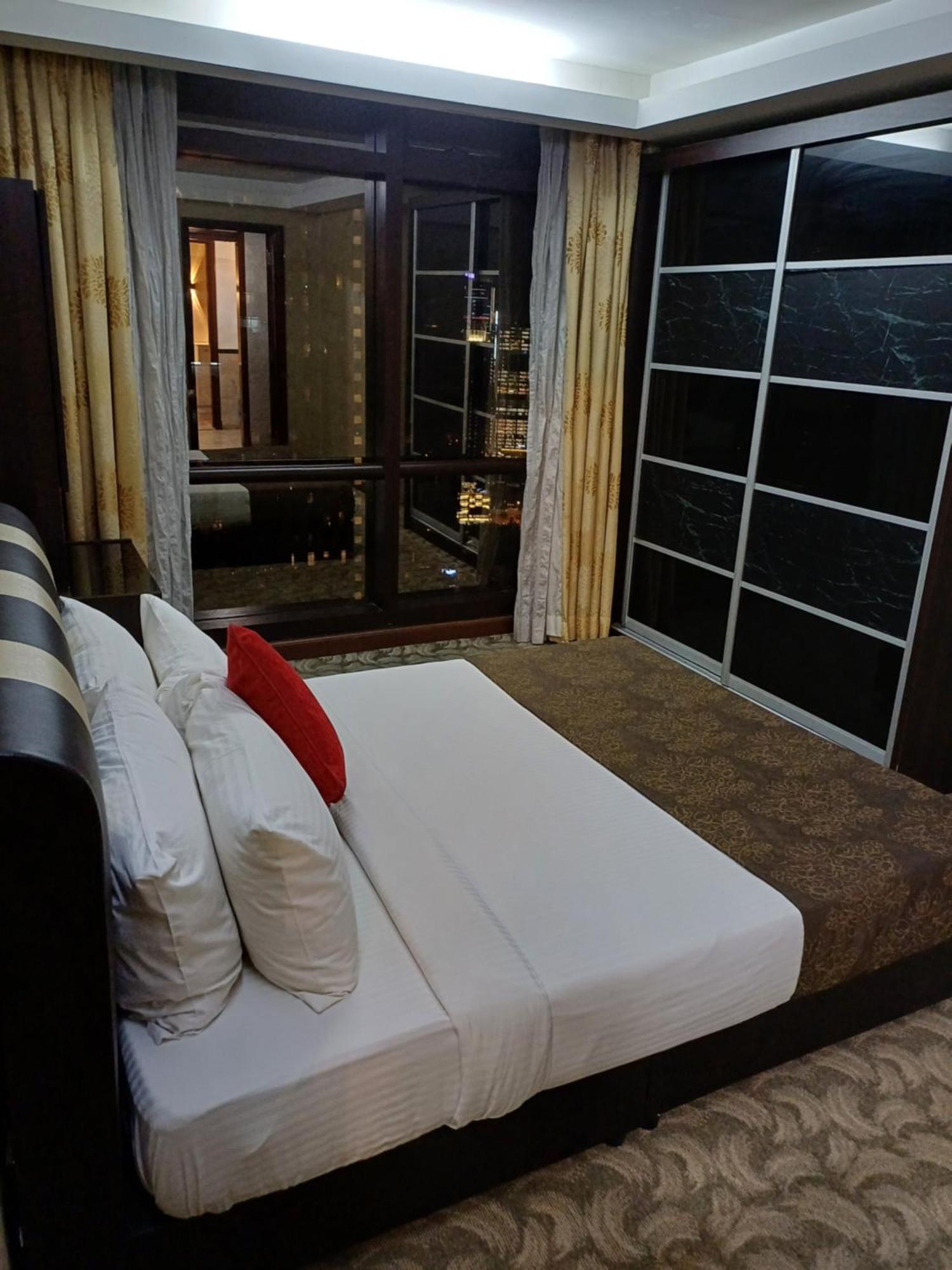 Times Square Grand Service Suite كوالالمبور المظهر الخارجي الصورة